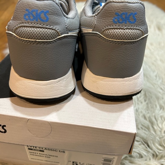 ASICS LYTE CLASSIC GS BIG KIDS SNEAKER - Picture 5 of 9